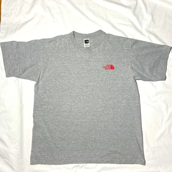 The North Face Gray With Red Logo Shirt. Large. - Picture 4 of 9